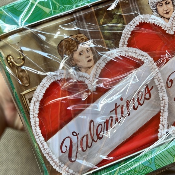 ✨ Collectible Golden Girls Lunchbox - Picture 16 of 17